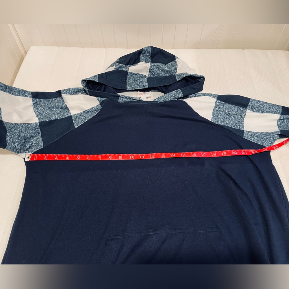 LuLaRoe “Amber” Navy and White Checkered & Solid Prints Pullover Hoodie. EUC - Picture 13 of 15